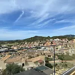 Con Vista アパート *